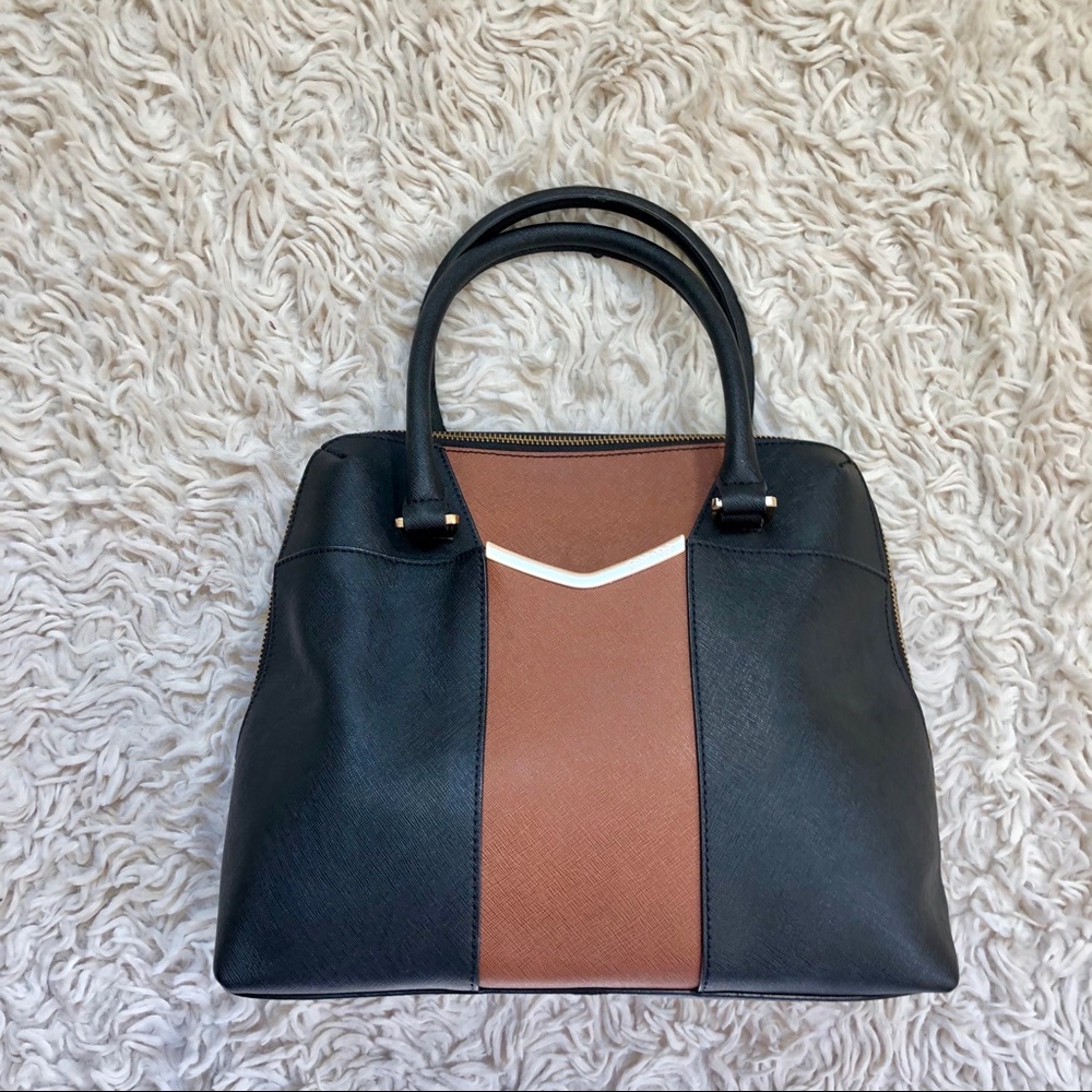 EUC Calvin Klein Leather Saffiano Handbag